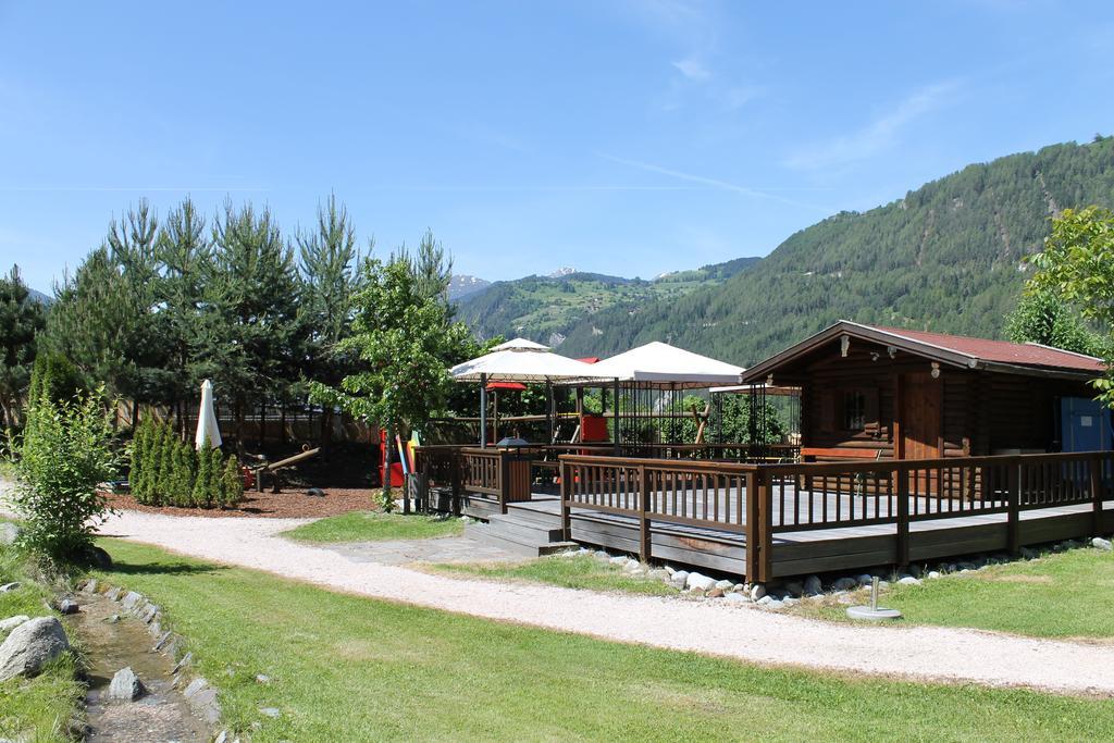 Familien Hotel Mozart Ried im Oberinntal Exterior foto